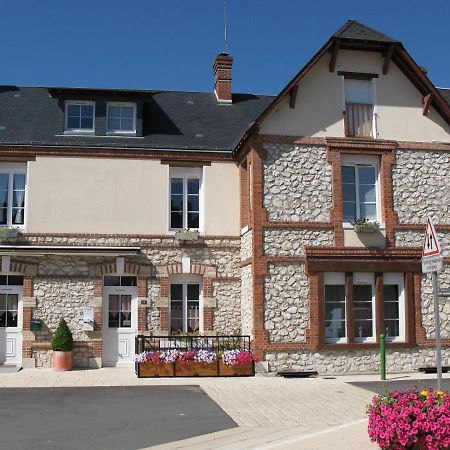 Neung-sur-Beuvron Les Tilleuls מראה חיצוני תמונה